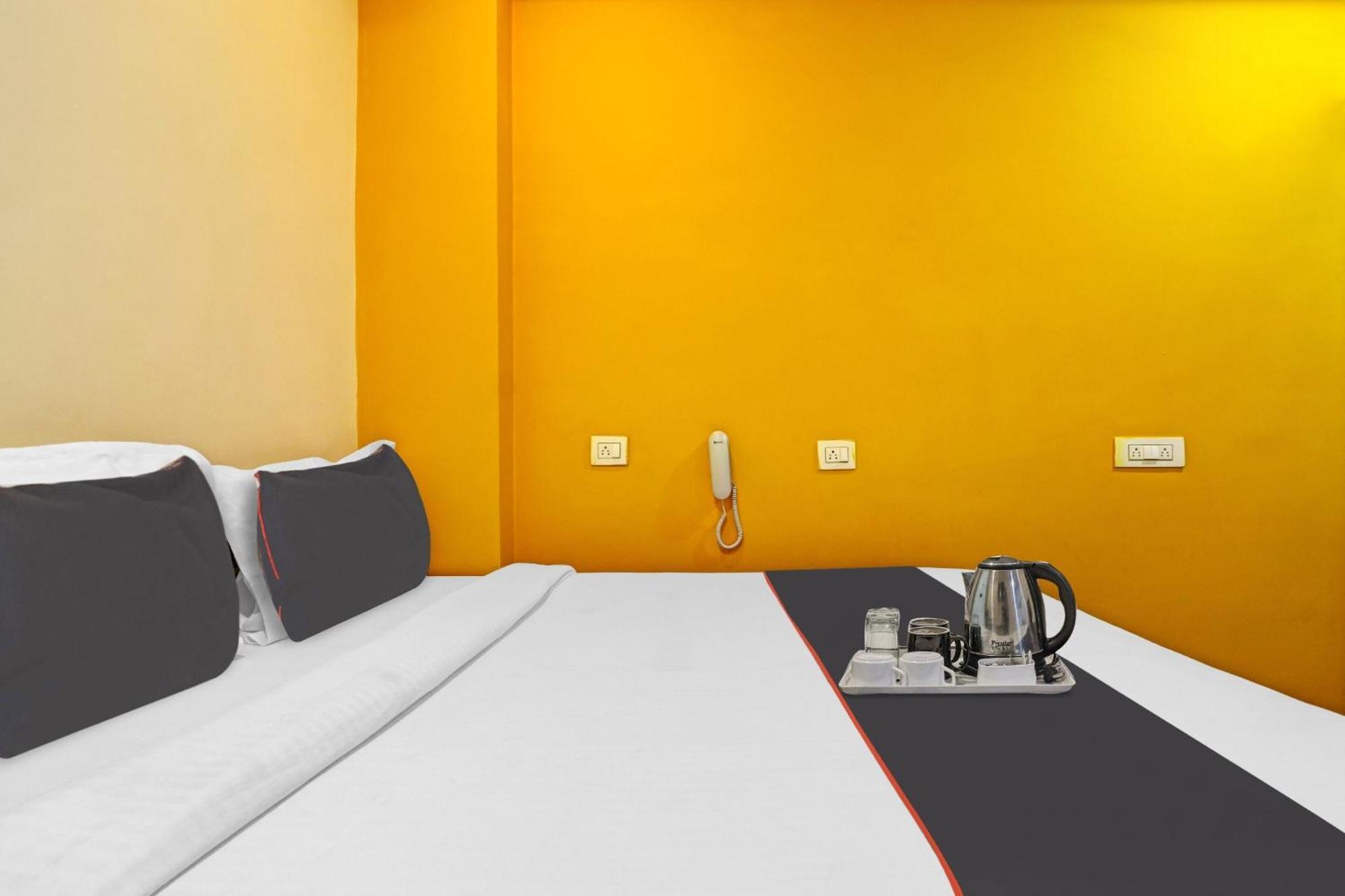 Hotel Super Collection O Gachibowli Kondapur  Esterno foto